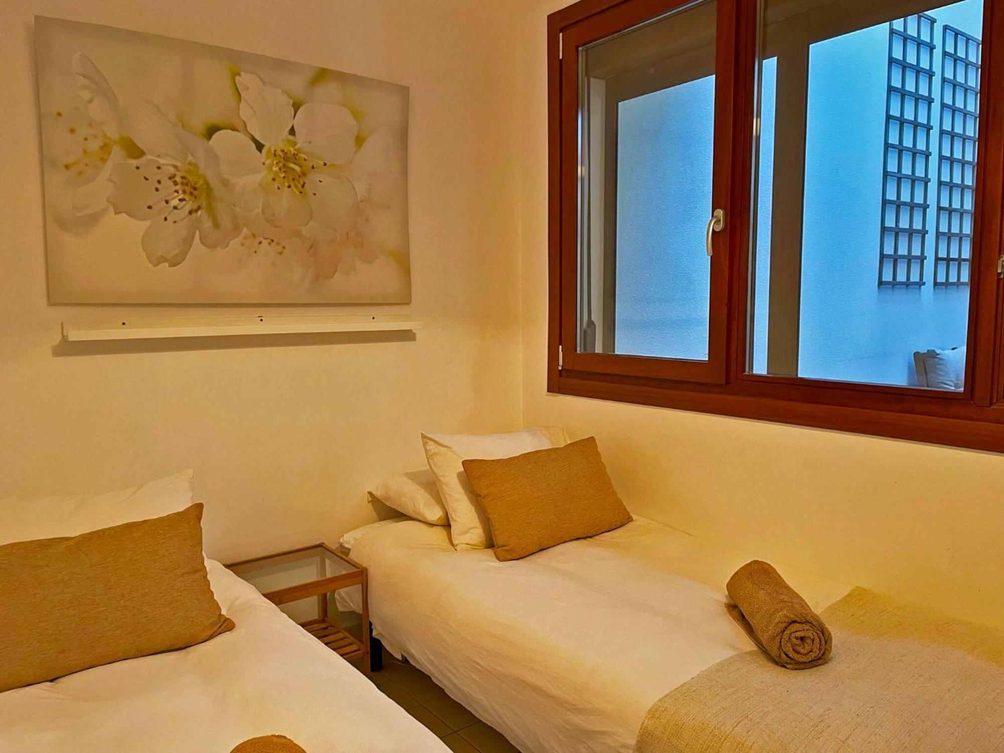 Casa Las Vinas - Ole Solutions เฮเรซ เด ลาฟรอนเตรา ภายนอก รูปภาพ