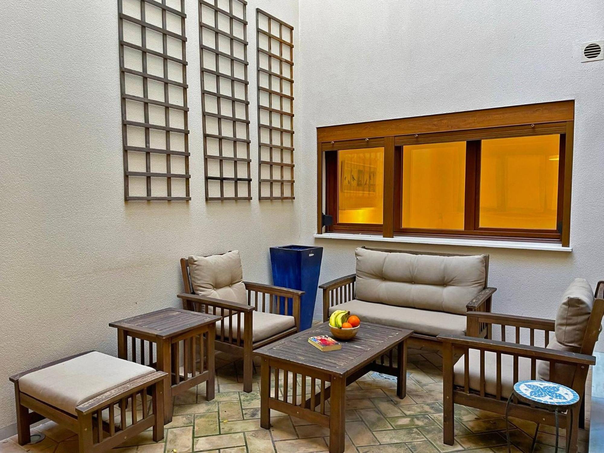 Casa Las Vinas - Ole Solutions เฮเรซ เด ลาฟรอนเตรา ภายนอก รูปภาพ