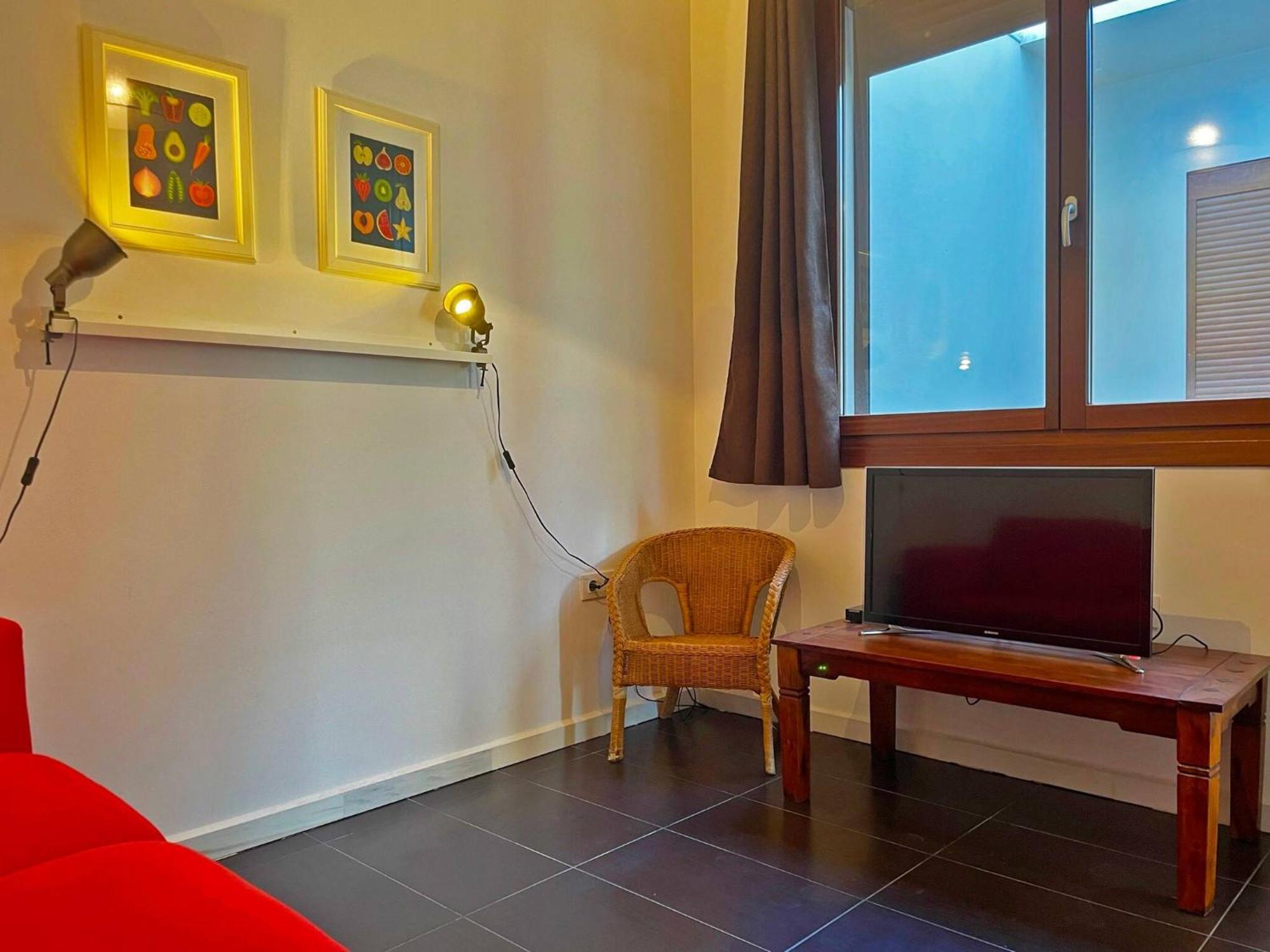 Casa Las Vinas - Ole Solutions เฮเรซ เด ลาฟรอนเตรา ภายนอก รูปภาพ