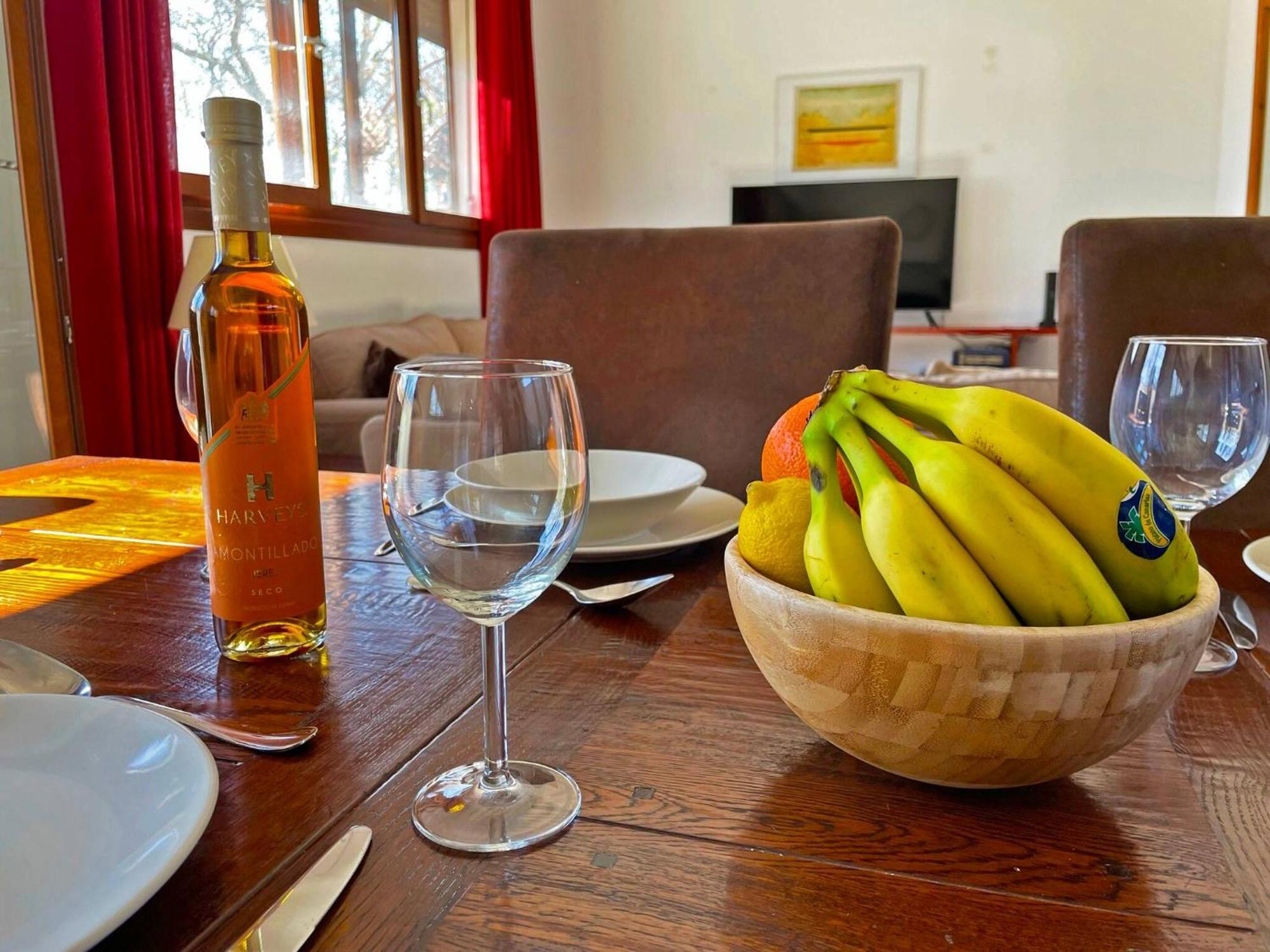 Casa Las Vinas - Ole Solutions เฮเรซ เด ลาฟรอนเตรา ภายนอก รูปภาพ